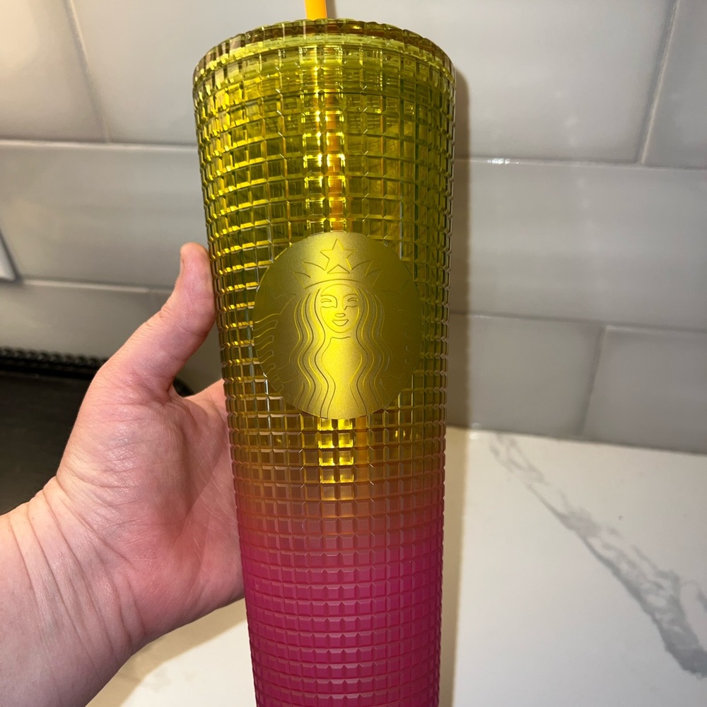 NWT 2022 Starbucks Neon Yellow & Pink Ombré Grid Tumbler
